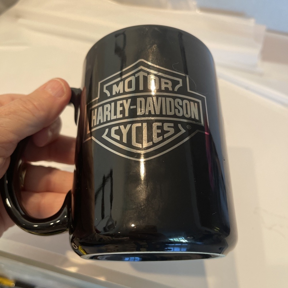 Harley Davidson Motor Cycles Bar and Shield Black Silver Large Cup Mug 4.5"